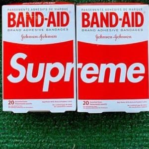 Supreme Band AIDS